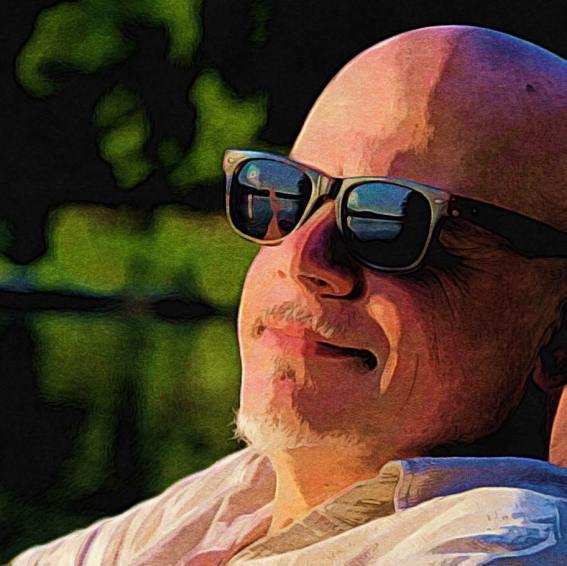 37286641_10156157843686154_3918279401212477440_n